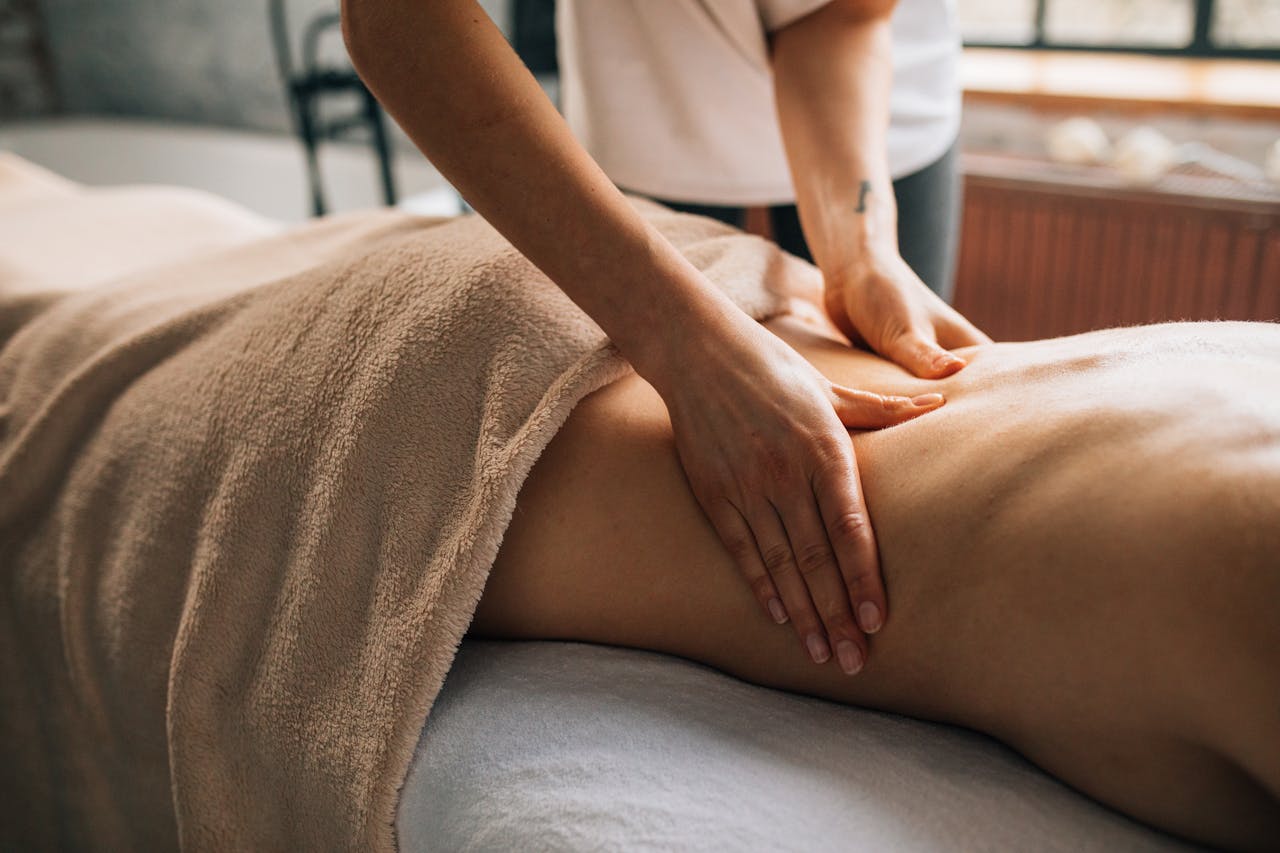 Sandwich Massage